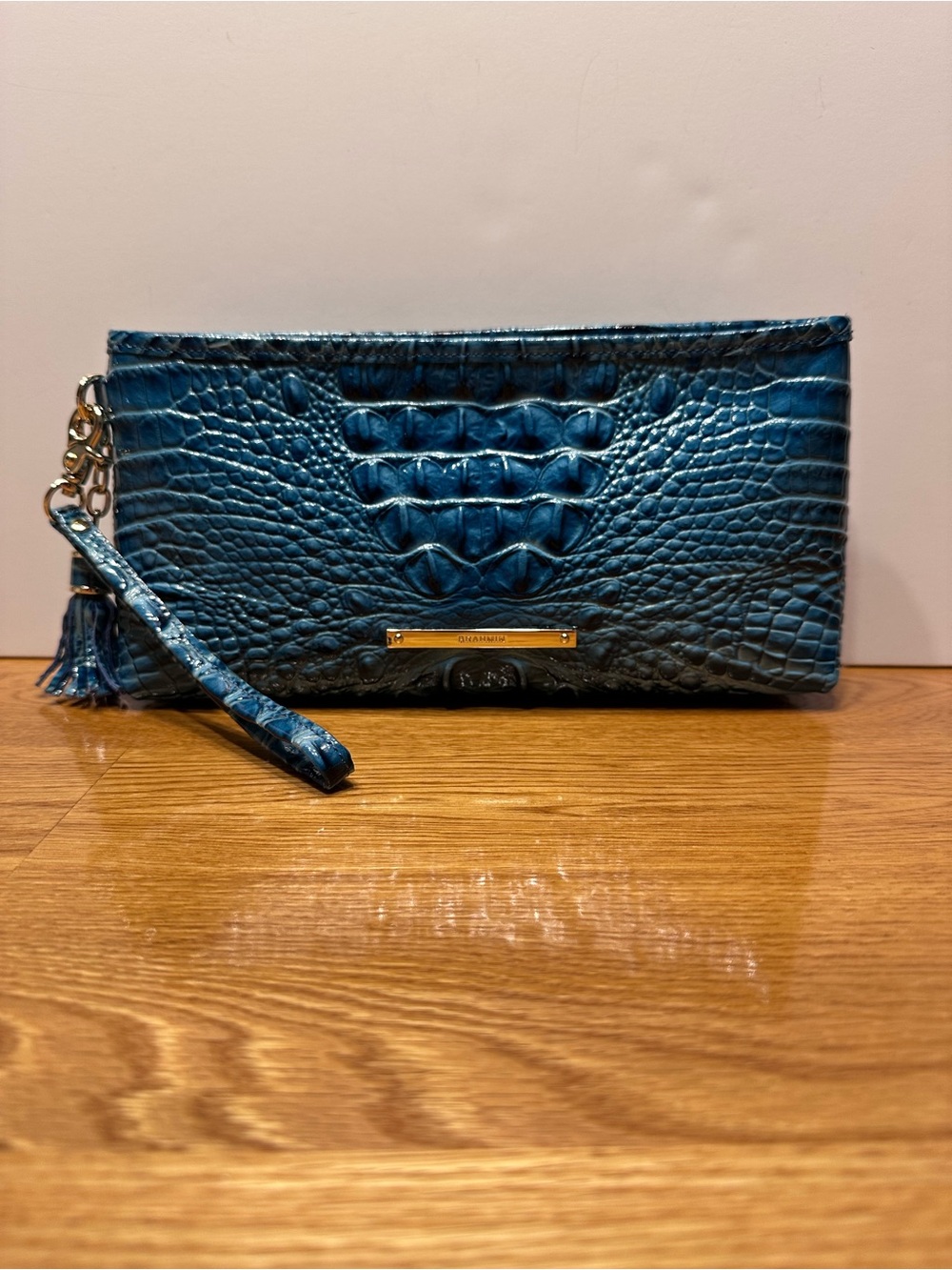 RETIRED Brahmin Melbourne Daisy Teal Croc-Embossed Leather Wristlet Clutch